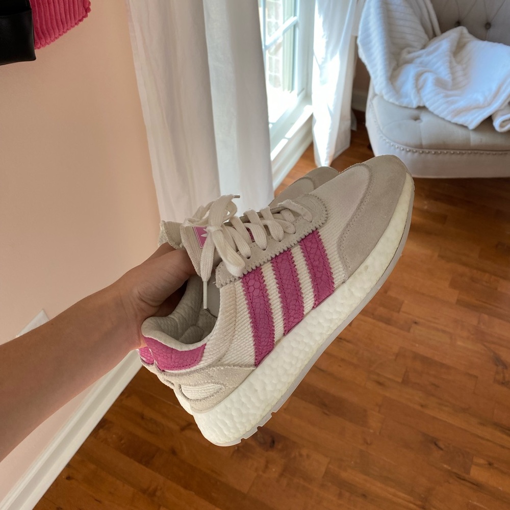 Adidas tennis shoes